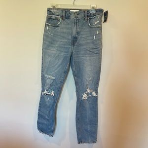 Abercrombie & Fitch The Skinny High Rise Jeans